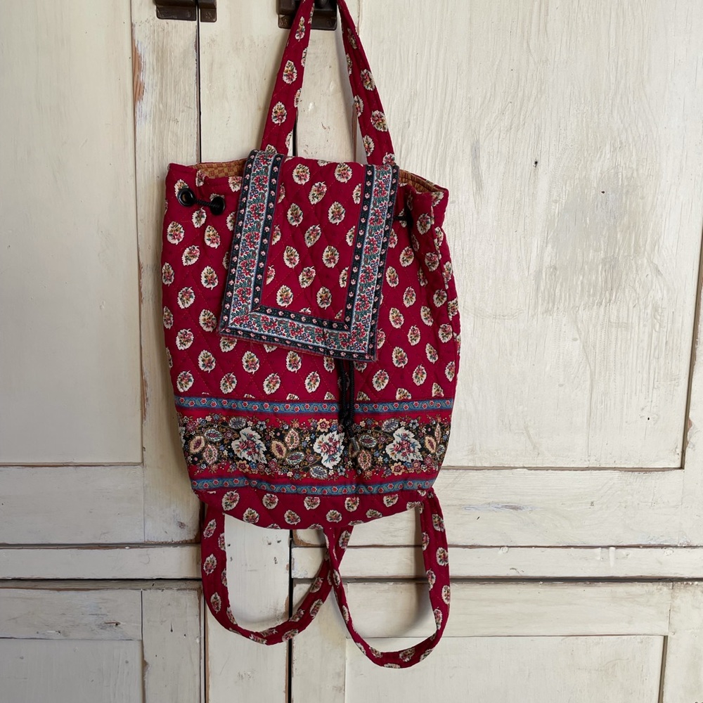 Vera Bradley Red Leaf pattern backpack like new
